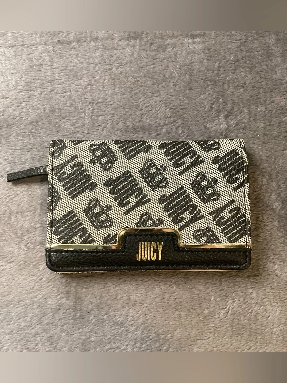 Juicy Couture Black & Cream Logo Fold Wallet